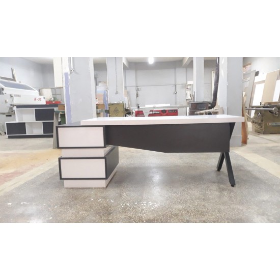 Vetra Working Table